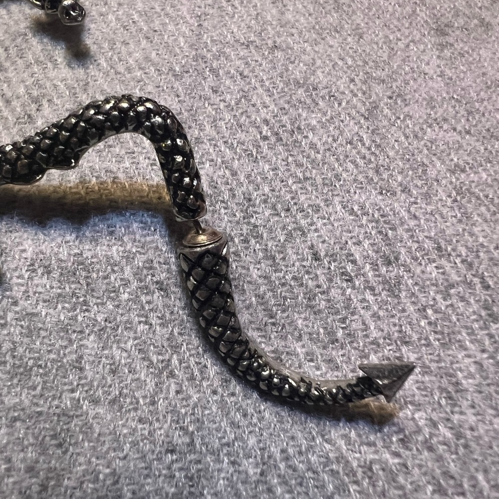 Alchemy Gothic the Dragons Lure Ear Wrap - Picture 5 of 6